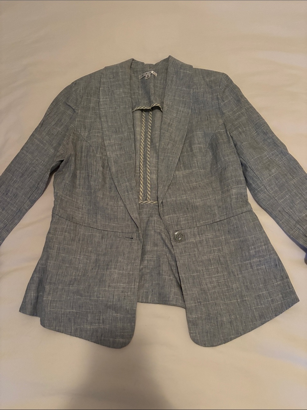 CAbi Light Gray Textured Women's Blazer